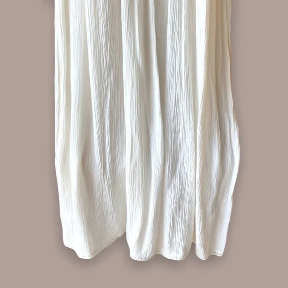 NWT Resort River Island White Dress With Ruffle Straps and A Cross Body Back - Picture 8 of 13